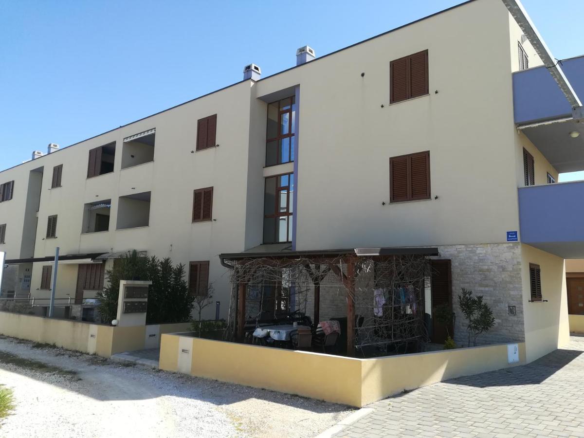 Apartment Rossella Nin Dış mekan fotoğraf